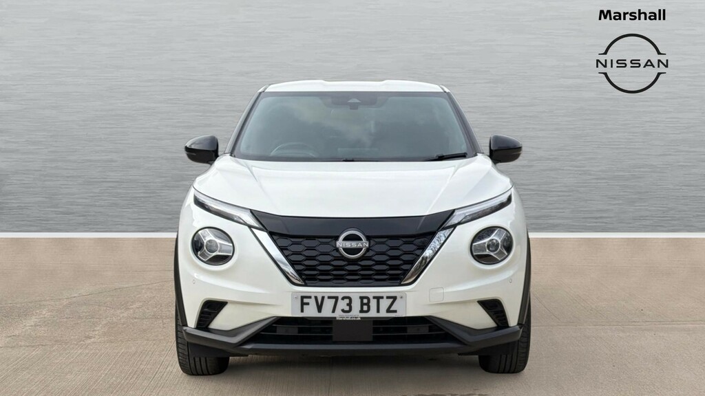 Nissan Juke Tekna Red #5