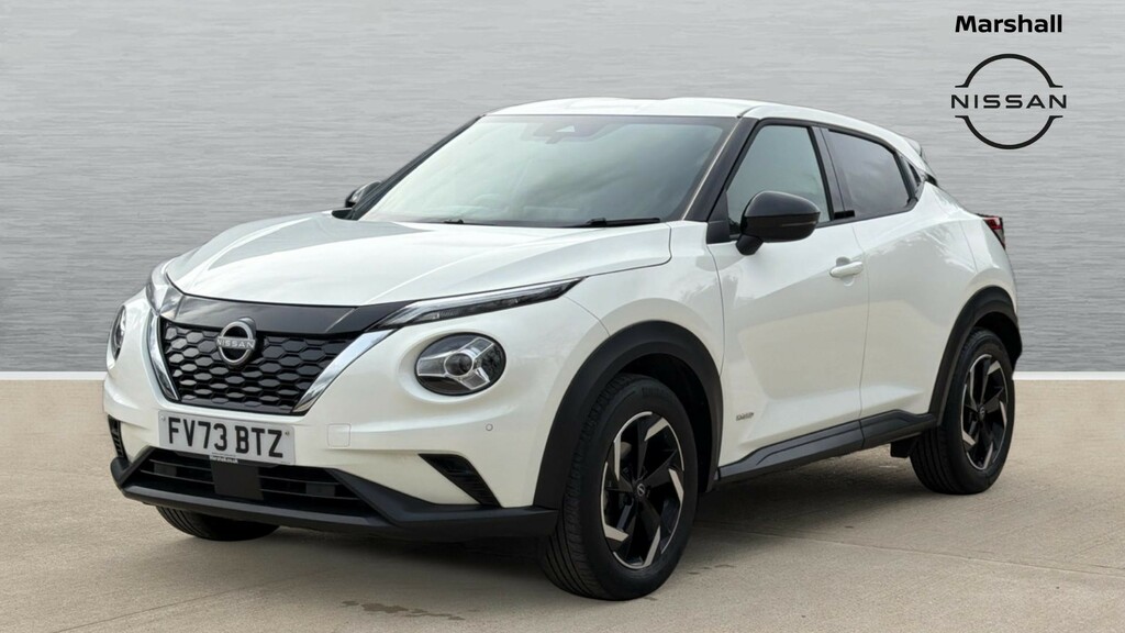 Nissan Juke Tekna Red #12