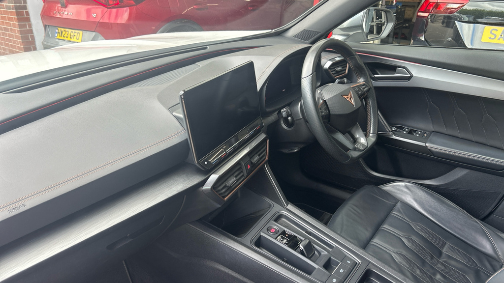 Cupra Formentor Formentor 1.5 Tsi 150 V2 Dsg AK23GHX White #2