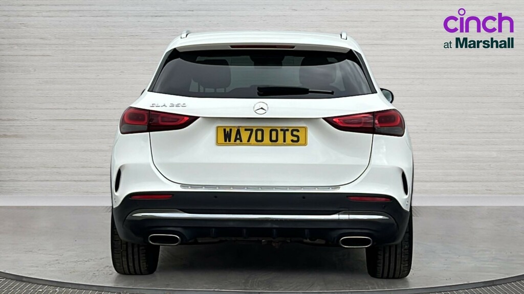 Mercedes-Benz GLA Class Gla 250 Amg Line Premium WA70OTS White #4