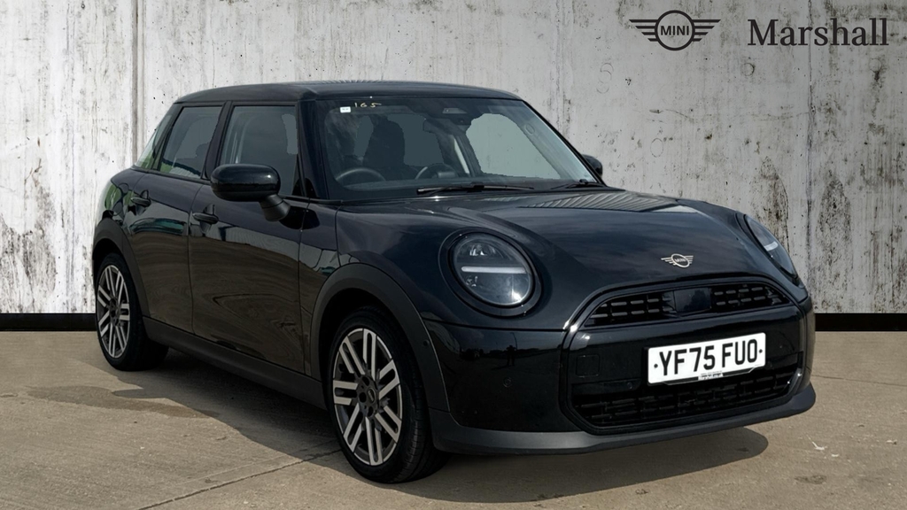 Mini Hatch Cooper 1.5 C Classic Black