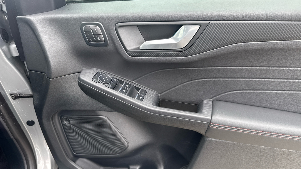 Ford Kuga St-line X Grey #28