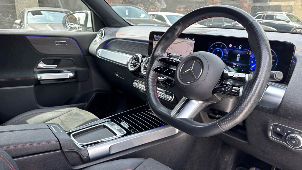 Mercedes-Benz EQB Eqb 250 140Kw Amg Line Premium 70.5Kwh OV24RYU White #3