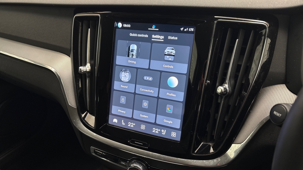 Volvo V60 Plus Black #33