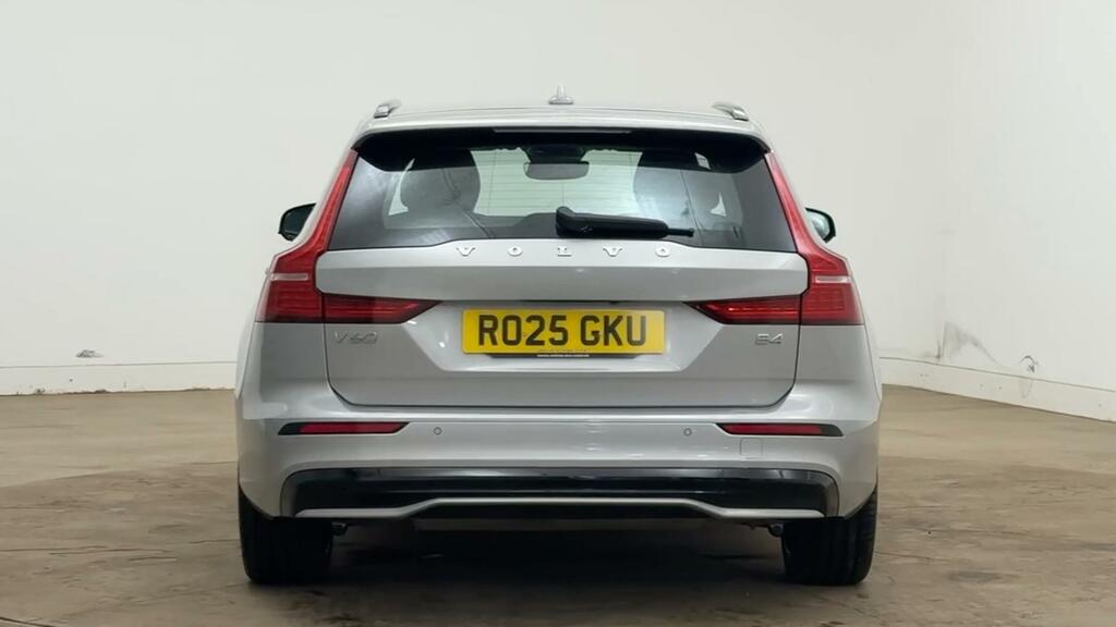 Volvo V60 V60 2.0 B4p Plus Dark 7 Speed Silver #4