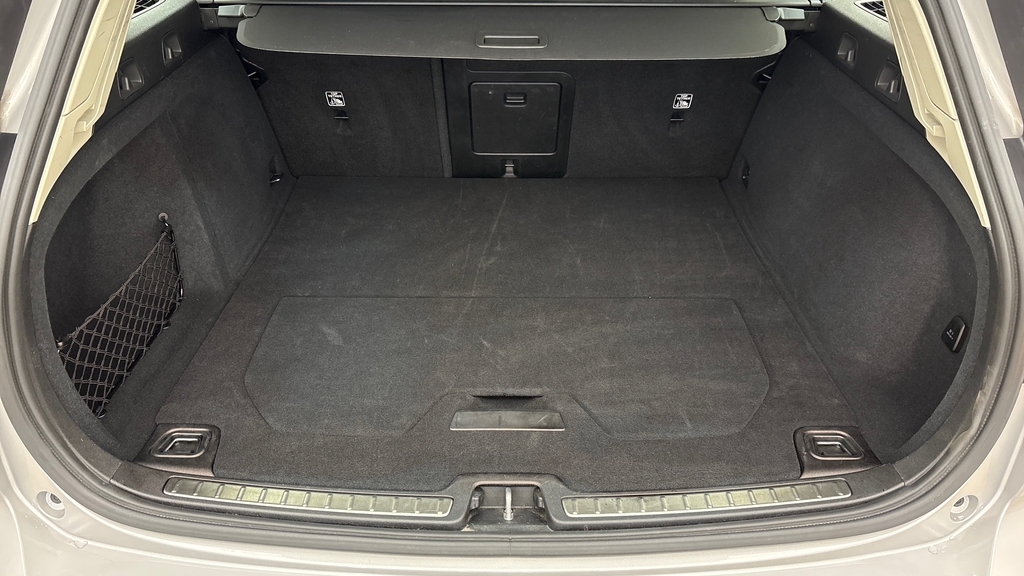 Volvo V60 Plus Black #13