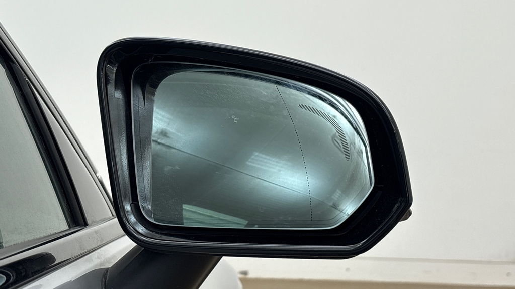 Volvo V60 Plus Black #19
