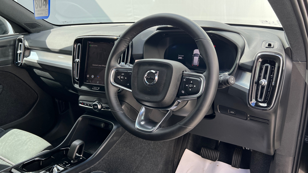 Volvo XC40 Xc40 2.0 B4p Plus Black Edition RO75MGU Black #4