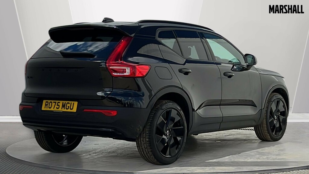Volvo XC40 Xc40 2.0 B4p Plus Black Edition RO75MGU Black #2