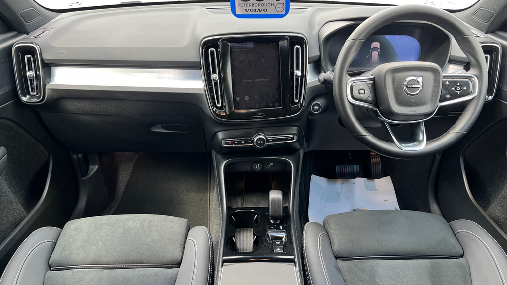 Volvo XC40 Xc40 2.0 B4p Plus Black Edition RO75MGU Black #5