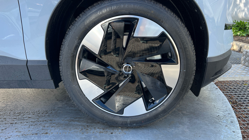 Volvo EX30 200Kw Sm Extended Range Plus 69Kwh Grey #9