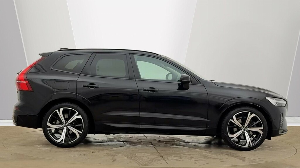 Volvo XC60 Xc60 2.0 B5p Ultra Dark Awd Geartronic Black #2