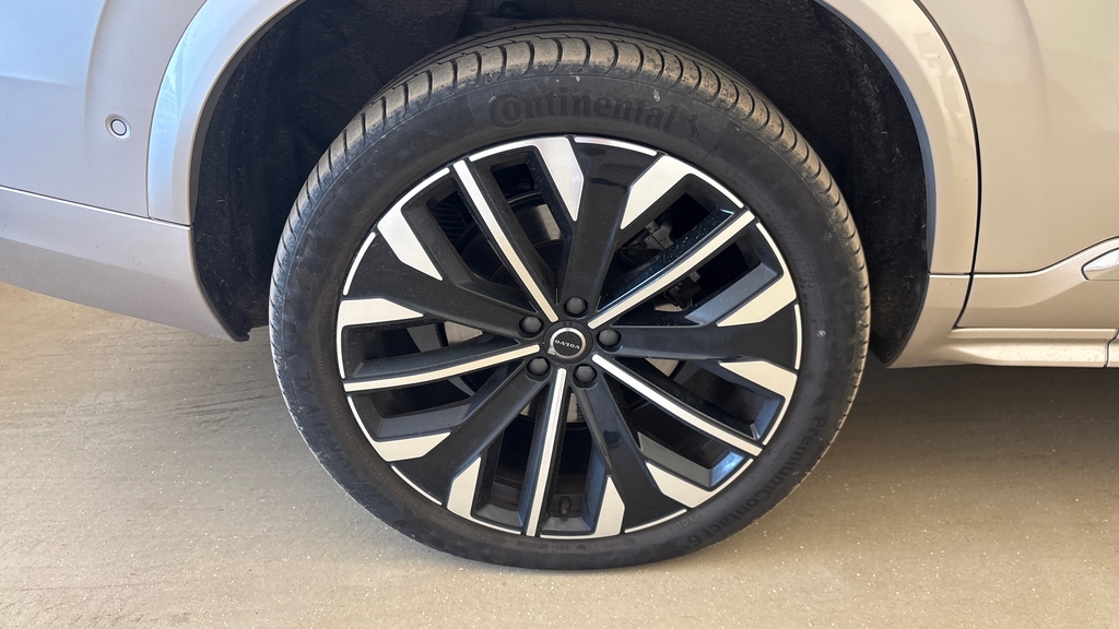Volvo XC90 Xc90 2.0 B5p Ultra Dark Awd Geartronic Gold #4