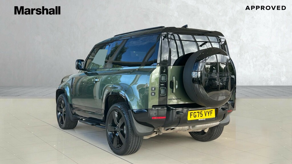 Land Rover Defender 90 Defender 3.0 D250 X-dynamic Se 90 Green #2