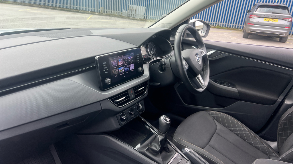 Skoda Kamiq Kamiq 1.0 Tsi Se Silver #2