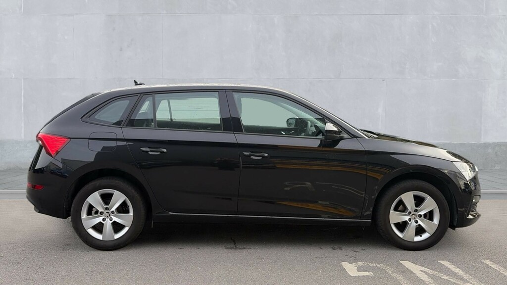 Skoda Scala Scala 1.0 Tsi 95 Se Black #4