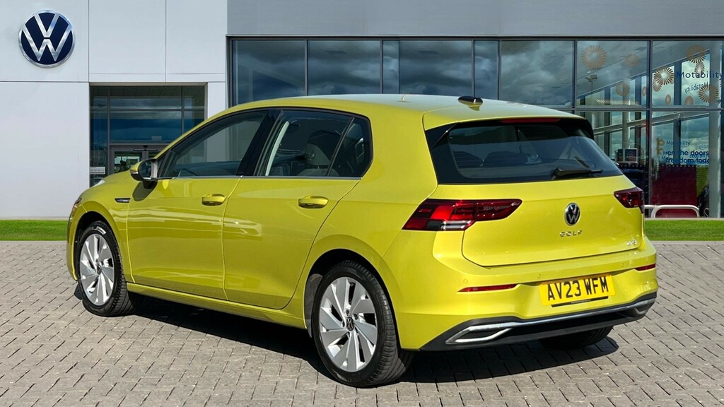 Volkswagen Golf Golf 1.5 Etsi 150 Style Dsg AV23WFM Yellow #3