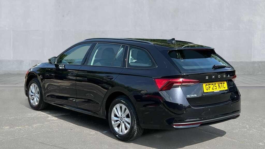 Skoda Octavia Octavia 1.5 Tsi Se Technology GF25NTC Black #3
