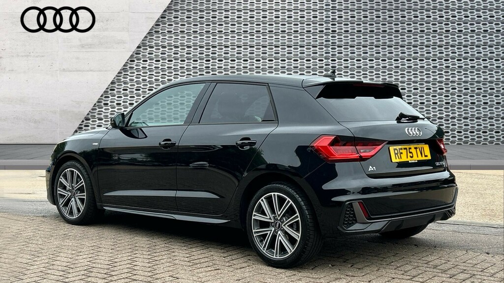 Audi A1 A1 35 Tfsi S Line S Tronic RF75TVL Black #3