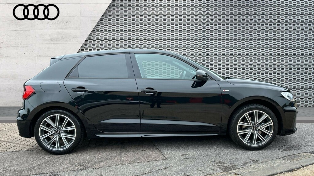 Audi A1 A1 35 Tfsi S Line S Tronic RF75TVL Black #4