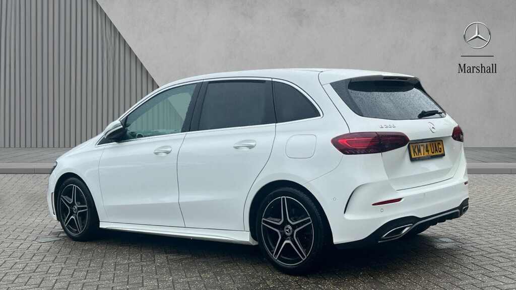 Mercedes-Benz B Class Hatchback White #2