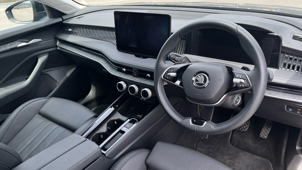 Skoda Superb Superb 1.5 Tsi Iv Se L Dsg EU74DHL Black #6
