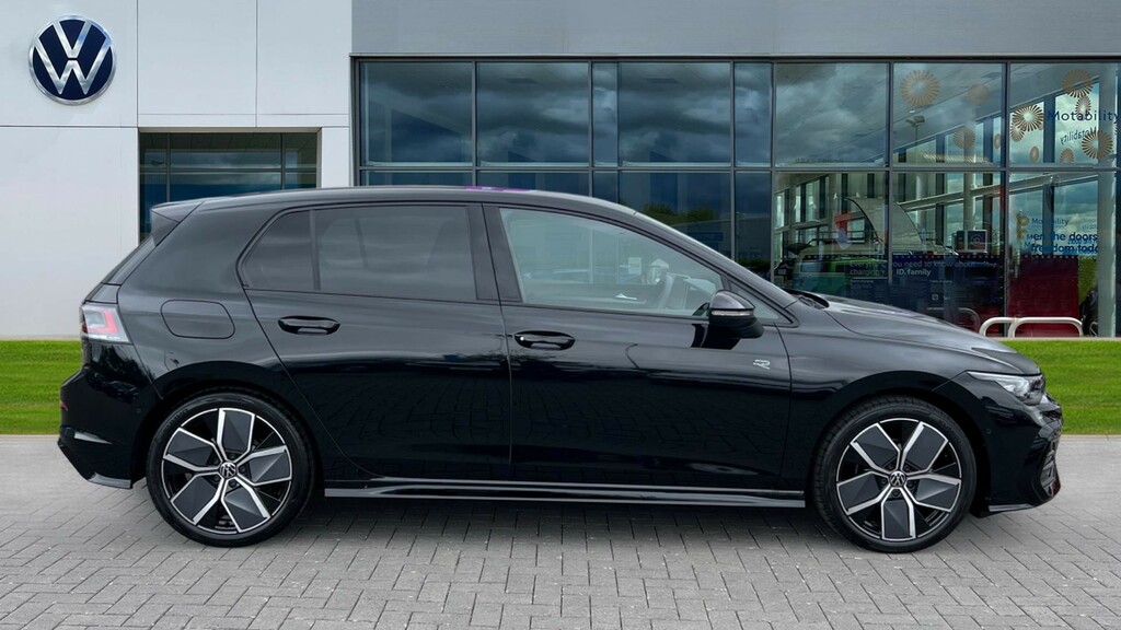 Volkswagen Golf Golf Hatch Black Edition 1.5 Etsi 150 Ps 7-Speed D OV26ZRJ Black #4