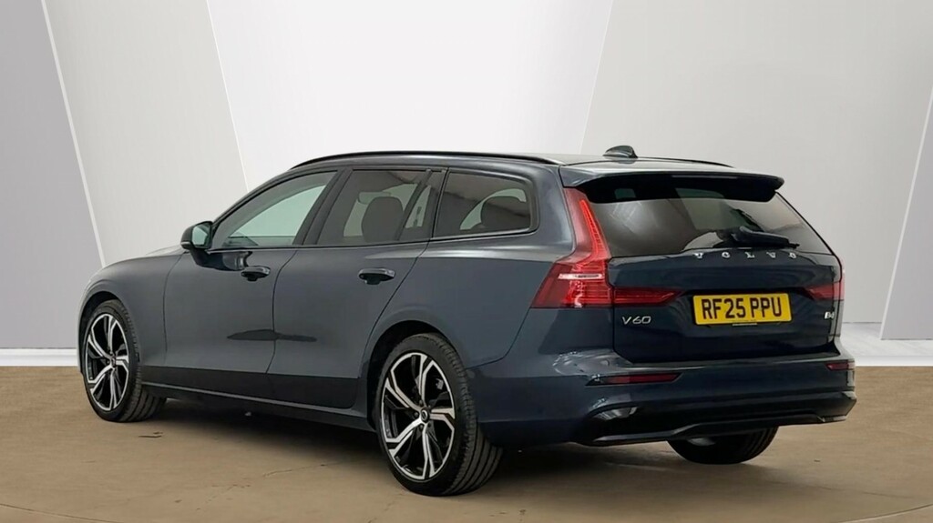 Volvo V60 V60 2.0 B4p Plus Dark 7 Speed Blue #3