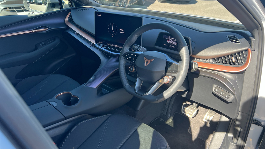 Cupra Tavascan Tavascan 210Kw V1 77Kwh White #6