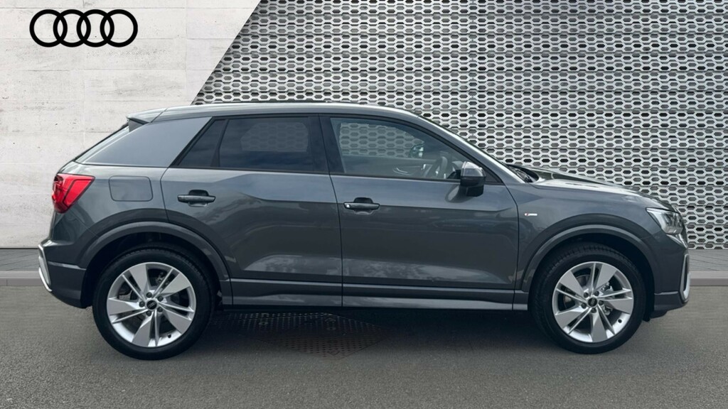 Audi Q2 Audi Q2 S Line 35 Tfsi 150 Ps S Tronic GL26KHV Grey #4