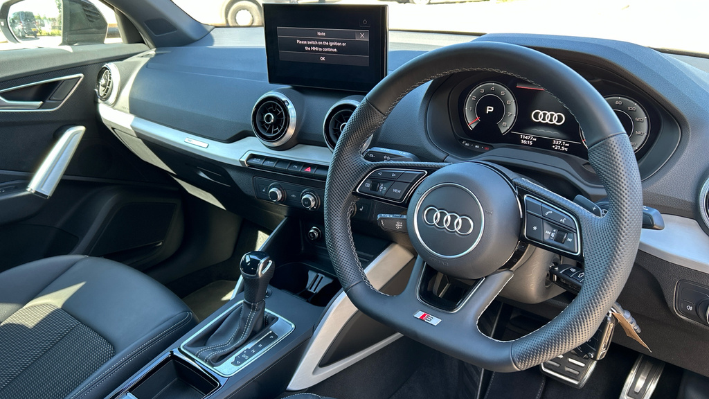 Audi Q2 Q2 35 Tfsi Black Edition S Tronic KS75AVE Black #6