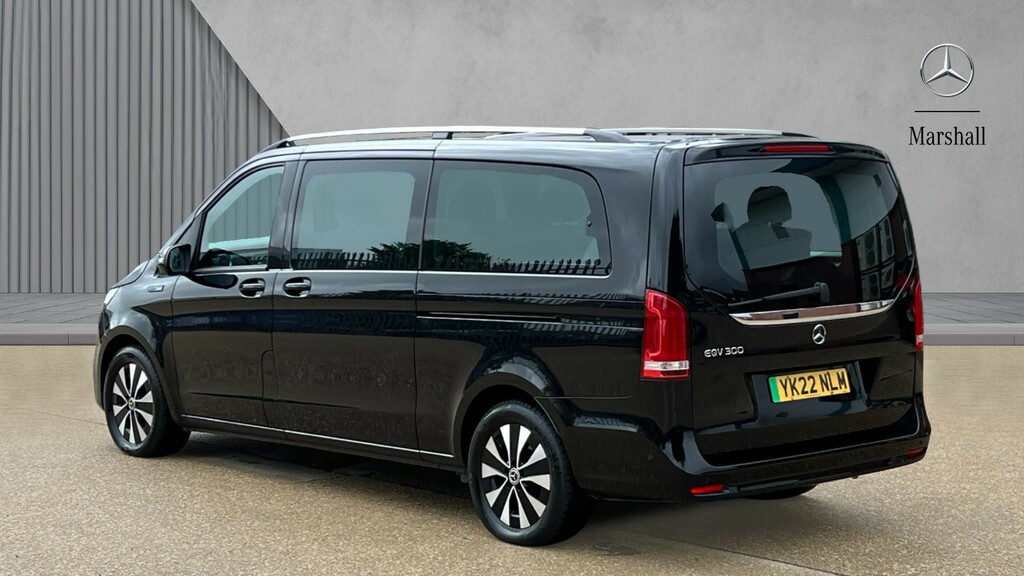 Mercedes-Benz EQV Eqv 300 150 Kw Sport 90 Kwh Black #2