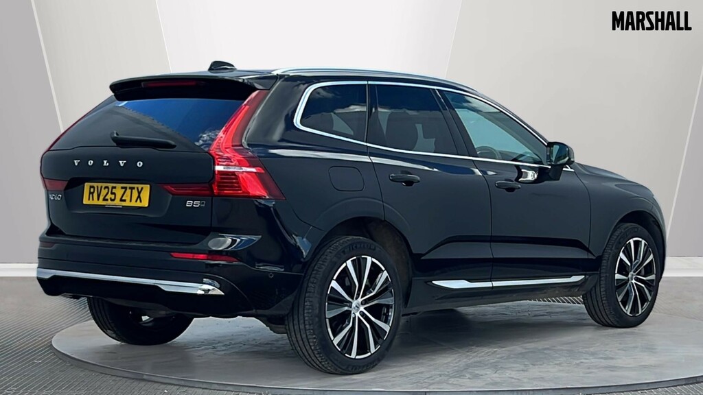Volvo XC60 Xc60 2.0 B5p Ultra Dark Awd Geartronic RV25ZTX Black #2