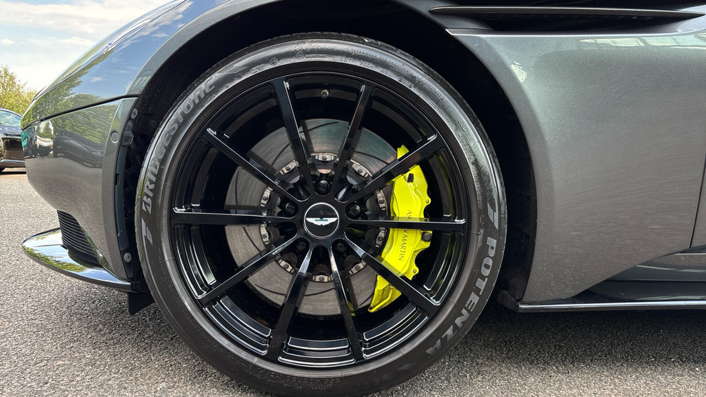 Aston Martin DB11 Db11 V12 Amr Touchtronic Silver #4