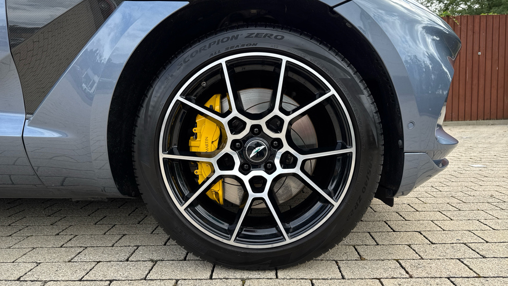 Aston Martin DBX 4.0 V8 4Wd Euro 6 Ss Black #24