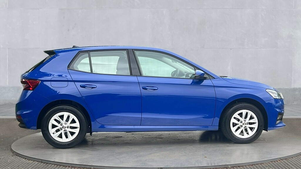 Skoda Fabia Fabia 1.0 Tsi 110 Se Comfort Dsg Blue #4