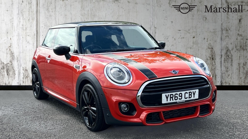 Mini Hatch Hatchback 1.5 Cooper Classic II Comfort Orange