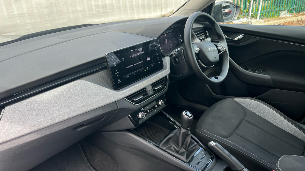 Skoda Kamiq Kamiq 1.0 Tsi 95 Se Edition GJ75FLF Grey #2