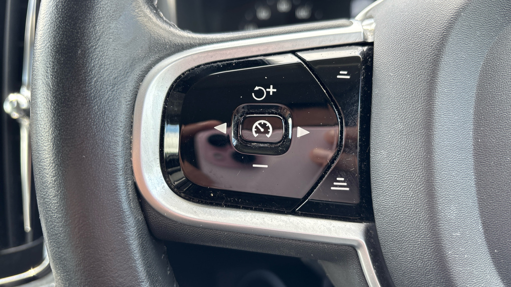 Volvo V90 2.0 B4d R Design Black #23