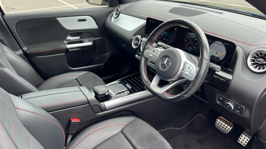 Mercedes-Benz EQA Eqa 250 140Kw Amg Line 66.5Kwh Black #3