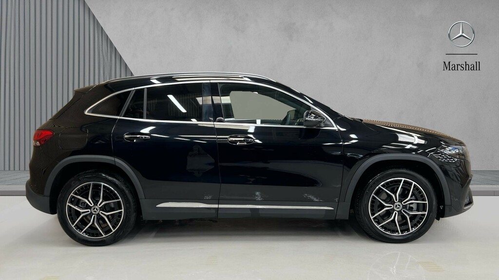 Mercedes-Benz EQA Eqa 350 4M 215Kw Amg Line Premium 66.5Kwh Black #4