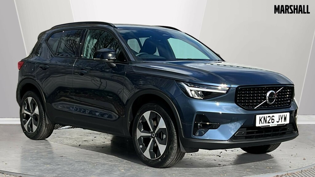 Volvo XC40 Xc40 2.0 B4p Plus Dark Estate Blue