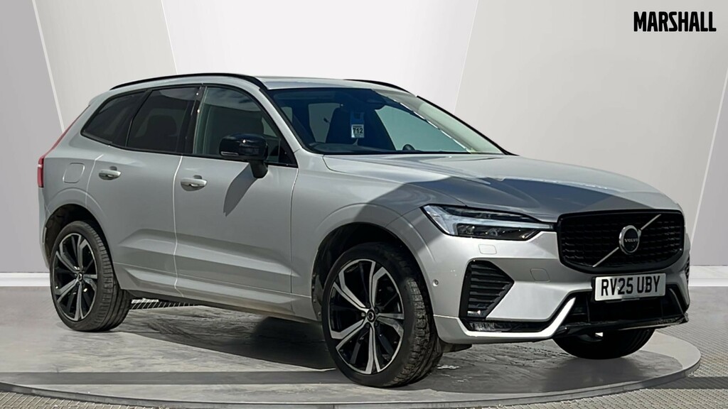 Volvo XC60 Xc60 2.0 B5p Ultra Dark Awd Geartronic Silver