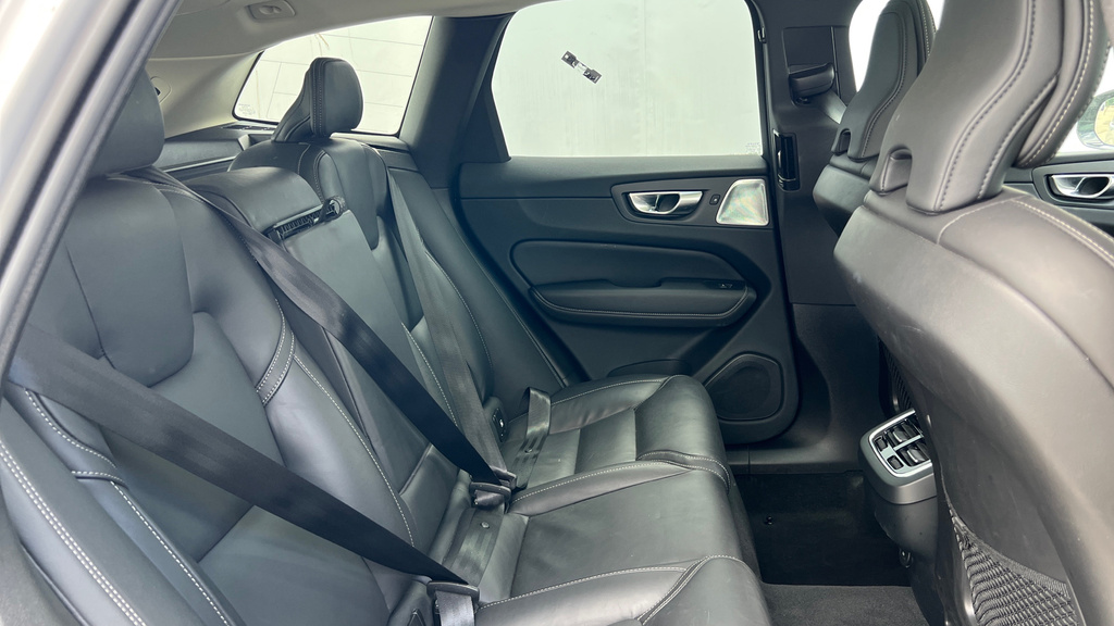 Volvo XC60 Xc60 2.0 B5p Ultra Dark Awd Geartronic RV25UBY Silver #6
