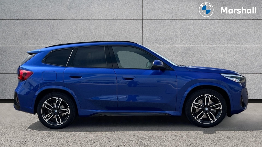 BMW X1 Bmw X1 Estate Xdrive 25E M Sport Step RJ26UWS Blue #3