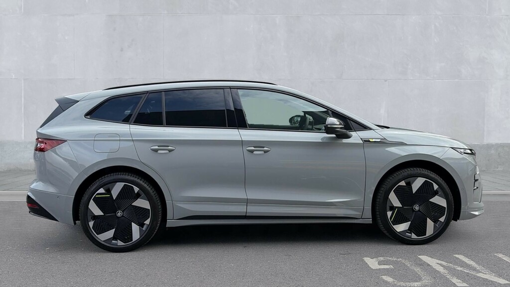 Skoda ENYAQ Enyaq Vrs 84 Kwh 340 Ps Single Speed 4X4 Grey #4