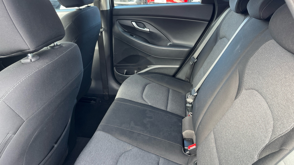 Hyundai I30 Hatchback Red #14