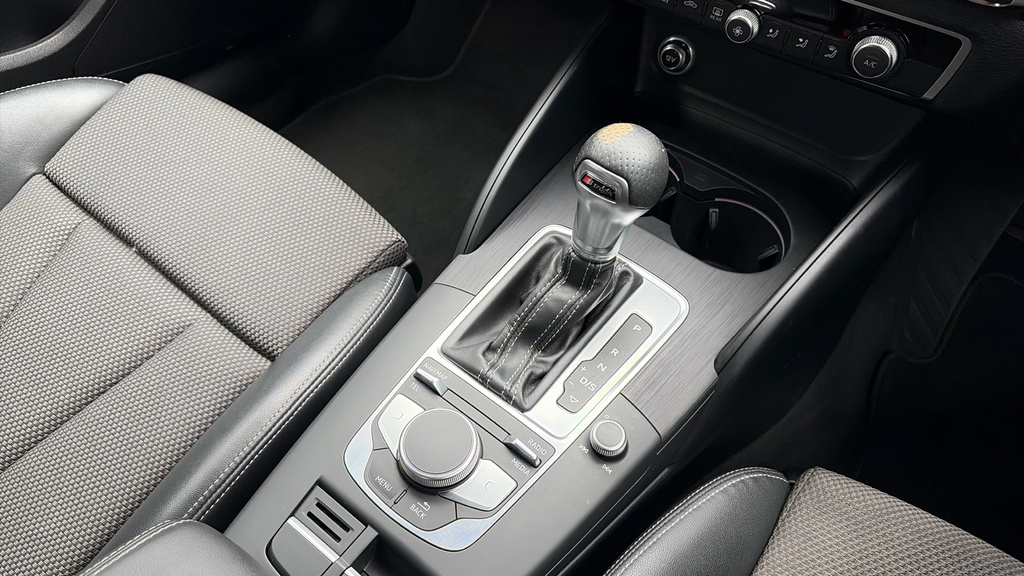 Audi A3 2.0L Tdi S Line 148 Bhp Grey #19