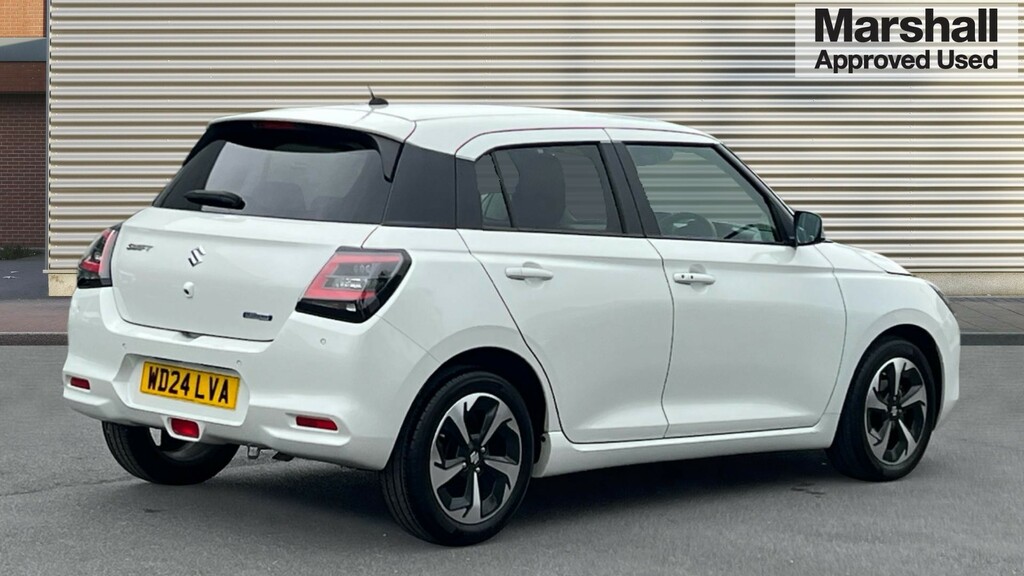 Suzuki Swift Swift 1.2 Mild Hybrid Ultra Cvt White #3