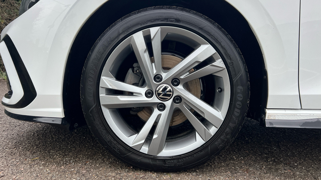 Volkswagen Golf Hatchback White #17